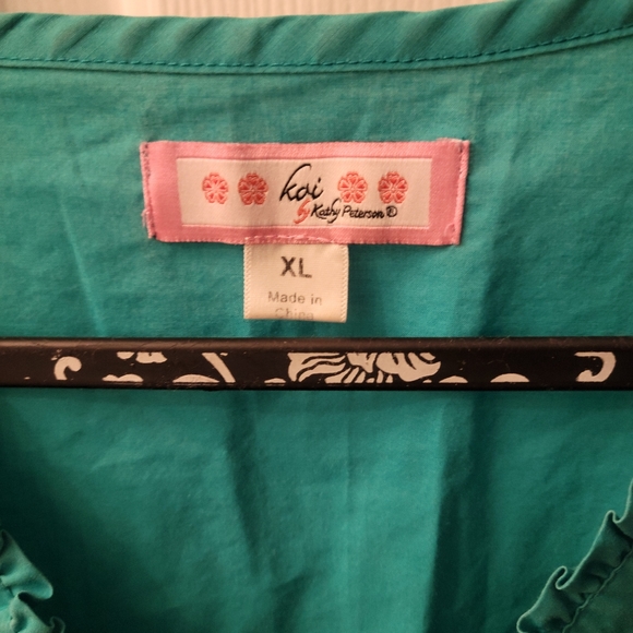 Kai ladies scrub top - Picture 2 of 2